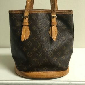 Louis Vuitton monogram bucket pm bag